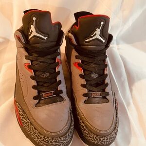 Air Jordan Sneakers Son of Mars. Size 12